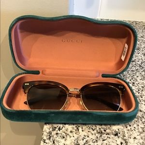 Authentic Gucci Sunglasses With Velvet Case.
